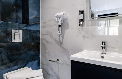 City of Westminster Hotel | Upper Berkeley Hotel