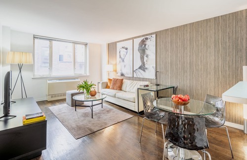 Central Park South Apartment | Upper East Side - One Bedroom near Central Park