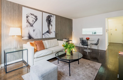 Central Park South Apartment | Upper East Side - One Bedroom near Central Park