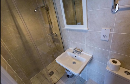 Kemptown Hotel | Upper Rock 6 - double room en-suite