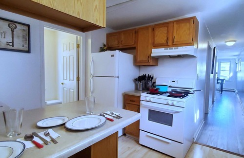 Lower East Side House | Upper Unit Blocks from Brady St