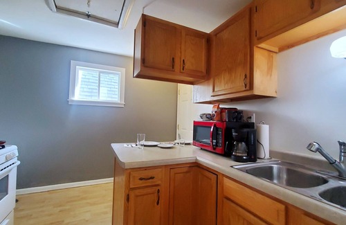 Lower East Side House | Upper Unit Blocks from Brady St