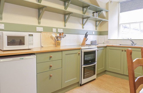 Cupar Cottage | UPPER WEST WING FLAT - TARVIT, family friendly in Cupar, Fife