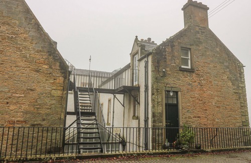 Cupar Cottage | UPPER WEST WING FLAT - TARVIT, family friendly in Cupar, Fife