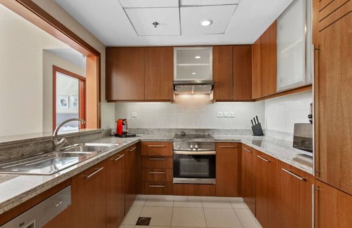 Downtown Dubai Apartment | Upscale 1 bedroom in the heart of Downtown