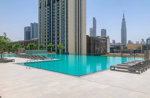 Za'abeel 2 Apartment | Upscale 2BR w Burj Khalifa Views in Downtown