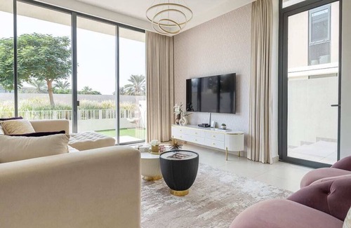 Dubai Villa | Upscale 3BR w/ Maid Room & Backyard - Sleeps 7!
