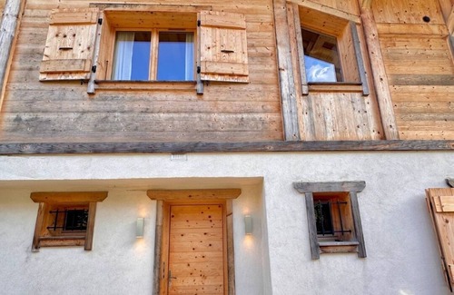 Praz-sur-Arly Ski Chalet | Upscale chalet, mountain view, 3 minutes from Megève