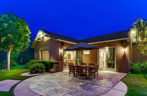 Lone Tree Estates Cottage | Upscale Cottage Close to Del Mar Beach