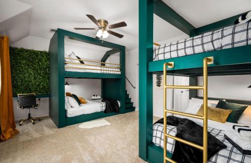 Cypress House | Upscale Cypress Stay Pool Hot Tub EV Sleeps 20