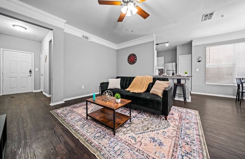 Fossil Creek Apartment | Upscale Living 2BR 2BA Apartment with Pool Access