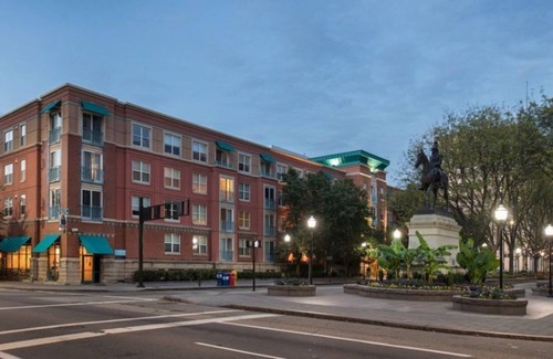 Downtown Cincinnati Apartment | Upscale Modern Apartment near OTR/Downtown Area