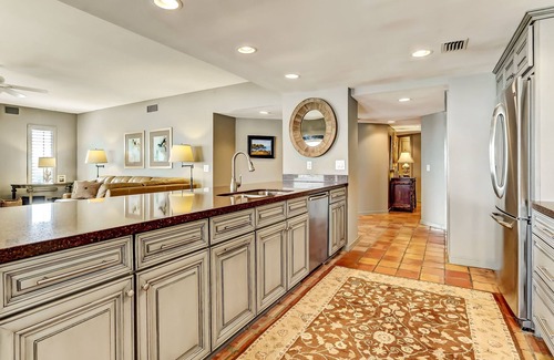 Fernandina Beach Apartment | Upscale, newly furnished, single level end unit, with 180 degree view