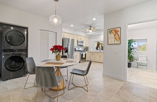 Kit Carson House | Upscale Oasis Retreat with Views
