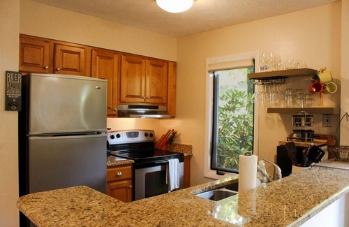 Nellysford Condo | Upscale Wintergreen Getaway. Golf View Deck, Pool, and Modern Comforts