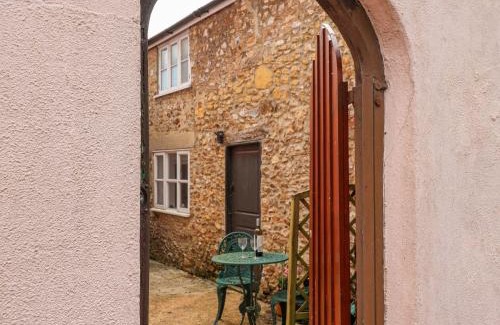 Colyton House | Upside Down Cottage