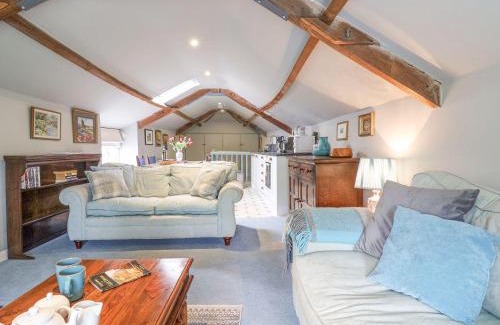 Colyton House | Upside Down Cottage