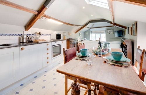 Colyton House | Upside Down Cottage - One Bedroom House, Sleeps 2