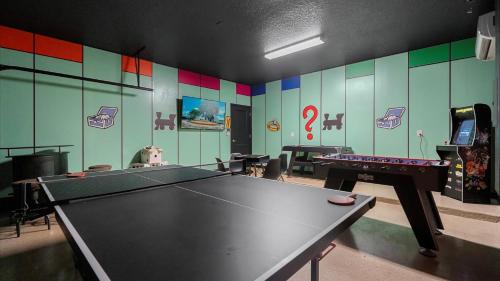 Kissimmee House | Upstay Family Home w Pool, Cinema & Games Room