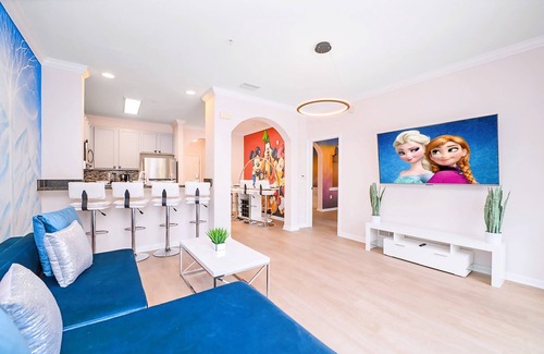 West Kissimmee Condo | Upstay: Incredible Disney Condo w Patio—Sleeps 6
