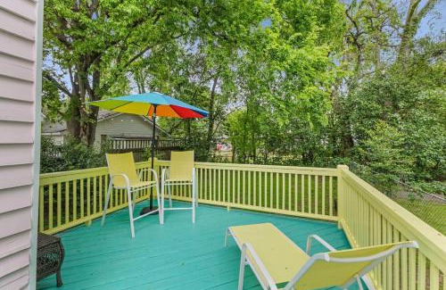 Columbus Apartment | Uptown Colorful Cottage by the Riverwalk
