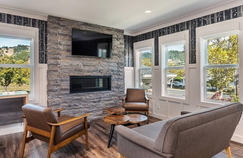 Calistoga Hotel | UpValley Inn & Hot Springs, an Ascend Collection Hotel