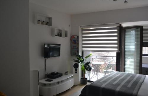 Medijana Apartment | Urban Apartment