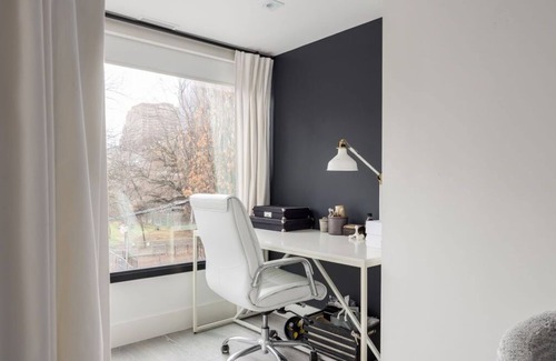 Bloor-Yorkville House | Urban Elegance Home in Yorkville | 3bed3baths