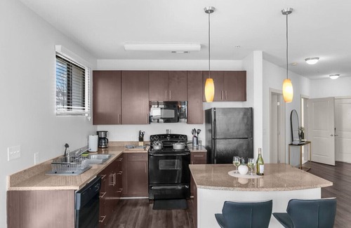 Five Points South Condo | ~ Urban Elegance: Stylish 2BR Near Everything ~