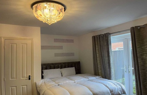Manchester House | Urban Escape 10mins to Manchester Piccadilly