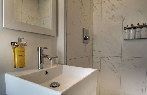 Foggy Bottom Hotel | Urban Escape | Hotel w/Terrace, Minutes to The National Mall