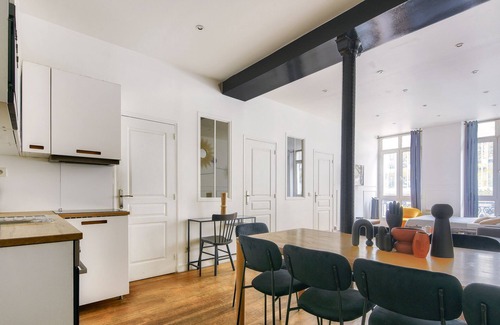 Vivienne Apartment | Urban Flat 34 - Beautiful 3 Bedroom Paris Louvre