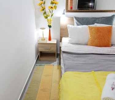 Stari Grad Apartment | Urban Garden Apartments - Sunflower