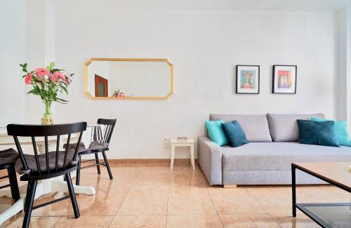 Centro Apartment | Urban Oasis in Historic Málaga
