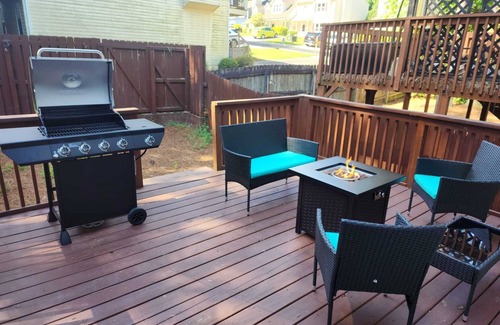 Smyrna House | Urban Oasis in Metro Atlanta near Truist Park