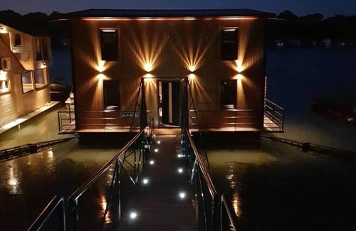 Novi Beograd House | Urban Palace