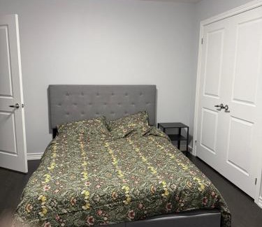 Whitby House | Urban Retreat 4BR