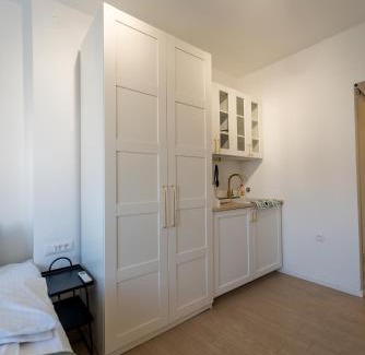 Kosancicev Venac Apartment | Urban Stroll Retreat