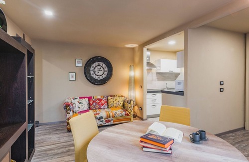 Old Town Apartment | Ursino apartment with balcony by Wonderful Italy