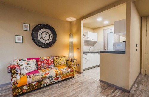 Old Town Apartment | Ursino apartment with balcony by Wonderful Italy