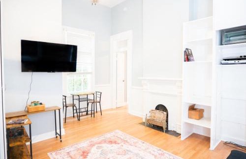 Treme Apartment | Ursulines Charming 1 Bedroom Monthly Rental
