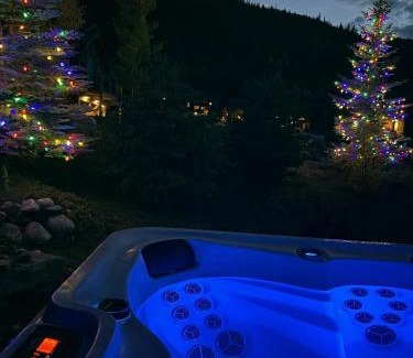 Keystone House | Modern Mountain Escape - Walk or Shuttle to Lifts - Private Hot Tub, Views, Work-Friendly