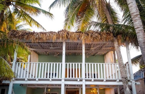 El Cuyo House | Utopía Frente al Mar 4 BR