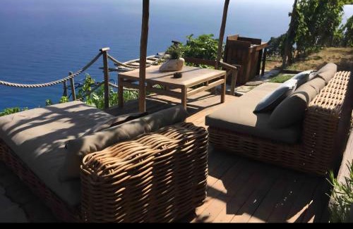 Riomaggiore Villa | UWA Refuge organic Vineyard 5terre UNESCO