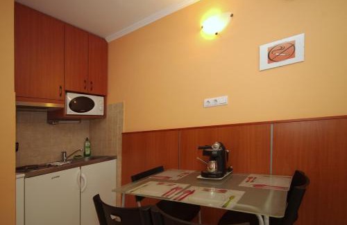 Gyula Apartment | Várárok Apartman