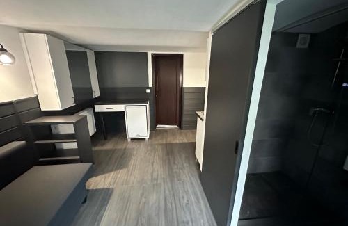 Balatonalmadi Apartment | Vöröskő- Házmester- Balatonalmádi