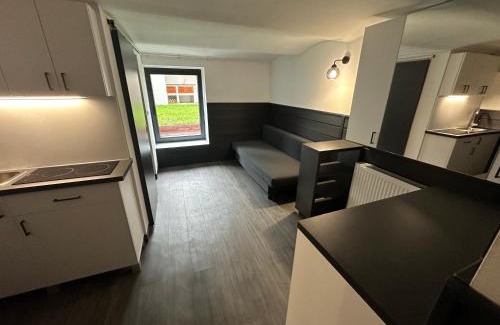 Balatonalmadi Apartment | Vöröskő- Házmester- Balatonalmádi