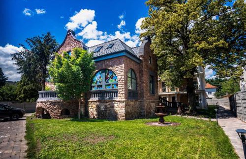 Balatonalmadi Apartment | Vöröskő- Házmester- Balatonalmádi