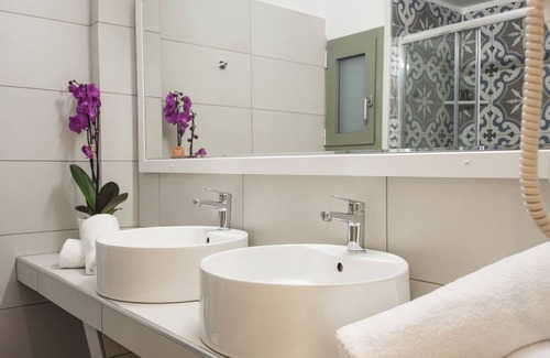 Delphi Hotel | V Hotel Delphi
