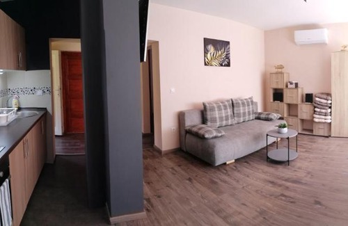 Siofok-Szabadifurdo House | V7 Petite Maison